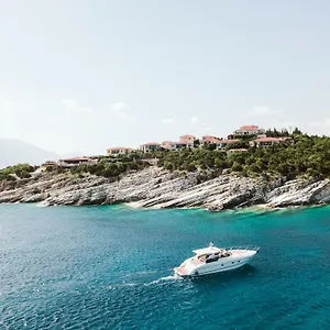 Emelisse Nature Hotel